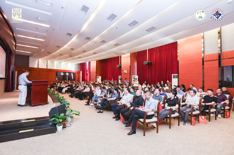 2024年河南建設第三屆“天虹墅”杯“秒懂品牌”視頻大賽新聞發(fā)布會-6